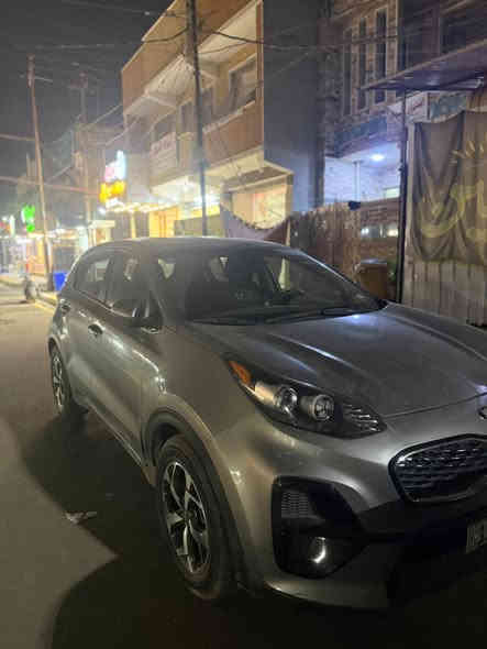 سبورتج 2022 وارد امريكي
رقم بغداد تحويل جديد بأسمي تحويل مباشر 
بدون غرامات 
لون رصاصي 
موصفات فئة LX كامل 
بدون حادث ايرباك سليم 
الحادث غرق صور الحادث 
محرك 2400 
مشي ٥٢ الف 
رادار امامي وخلفي ويل كب تحكمات ستيرن تبريد هيتر شغال مانع انحدار والسيارة استخدام شخصي 
للاستفسار الرقم 
***********
العنوان بغداد الشعب 
سعر 190
