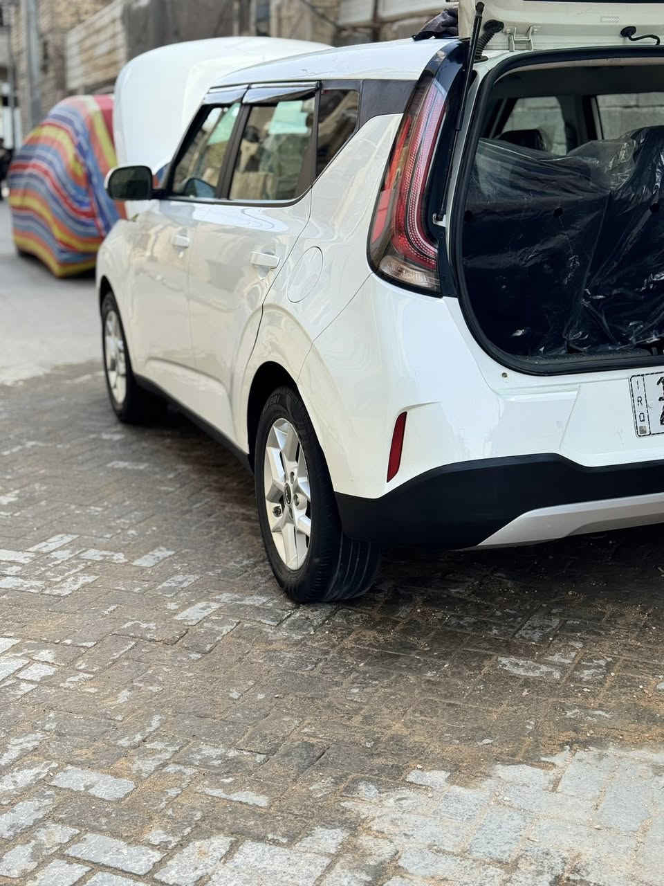 كيا صول موديل 23
رجاءً اقره تفاصيل كامله واتصل 
و  انيـہَ بالخدمه بسمي سياره
نضيفه متصرف ؏َـليه الف 
صدر + مكينه + كير =مكفولات
مكينة 2000 دوش
السعر 145 وبيها مجال
حادثها نص جاملغ و نص بنيد بدون دواخل
مـטּ امريكا و بالعراق صار بيه نص جاملغ 
شرط  مـــَــامبدل و ﻼ قطعه كله ليبل واحد
بيه كلير مـטּ امريكا وشويه مـטּ قماره
مواصفات
كامرا دواره
شاشة لمس كاربلاي
رادار امامي
رادار خلفي
رادارات جانبية بالمرايات الجانبية
توقف تلقائي
تحديد مسار
كروز سرعه
اطفاء ذاتي بالازدحامات
تحكم ستيرن جميع الاتجاهات
ويل كب رقم بغداد جديد 
الهزه بعدها  مـــَــامنهيه
مكانه بغداد مدينه الصدر
الهاتف 

***********
