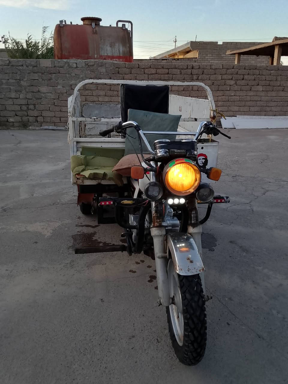 ستوته للبيع شرط النظافه محرك شرط مو قايم ولا صوت شرط دمعه محرك موديل 21 السعر 850 بهاج الشراي يخابرني على هذا 
***********

