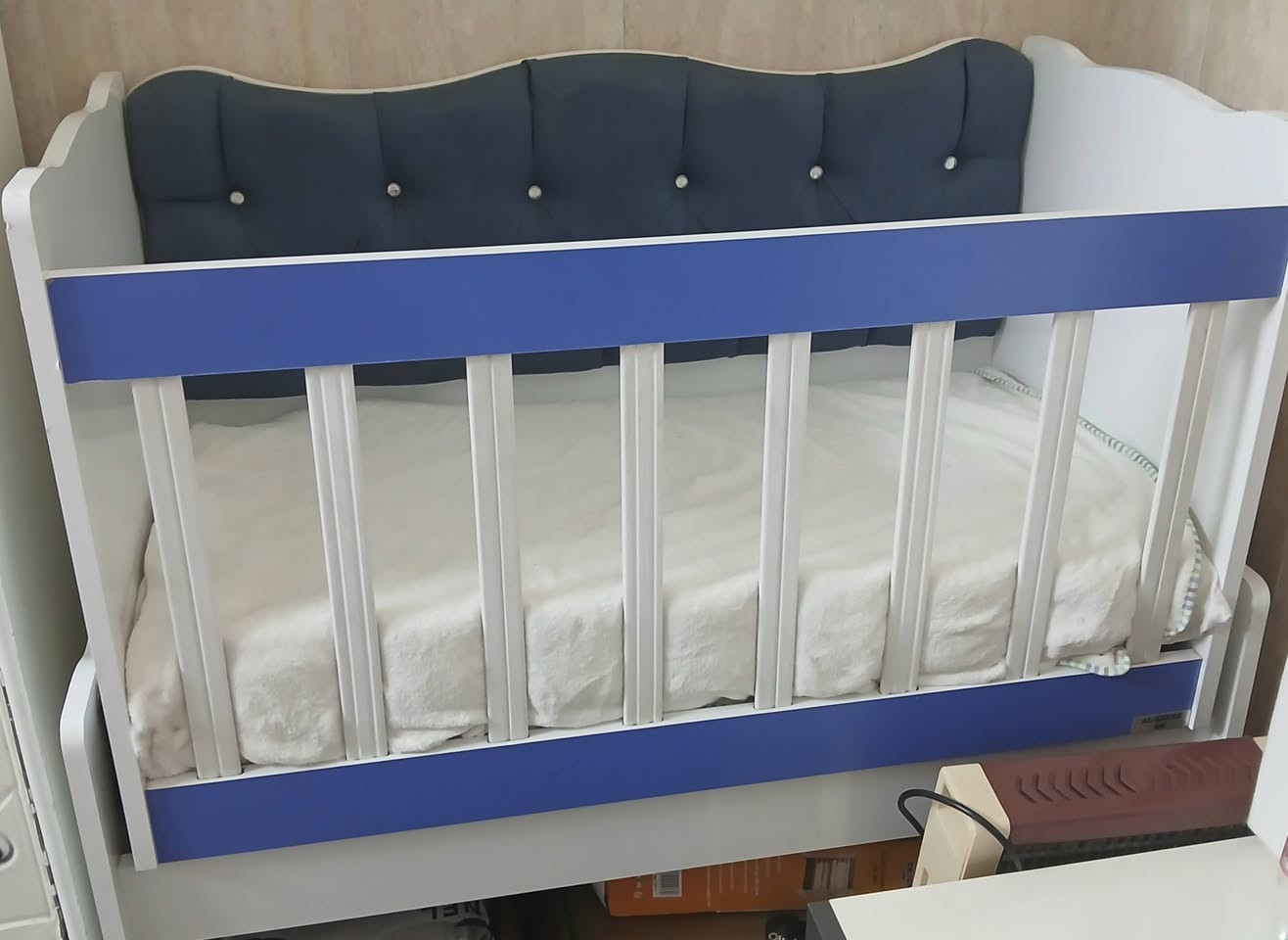 كاروك هو ومندره عمره سنه و فوك للبيع نضيف سعره 55الف بيه مجال ***********
