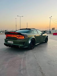 تشارجر ٢٠٢٠ • زيتوني • مرقمه بغداد