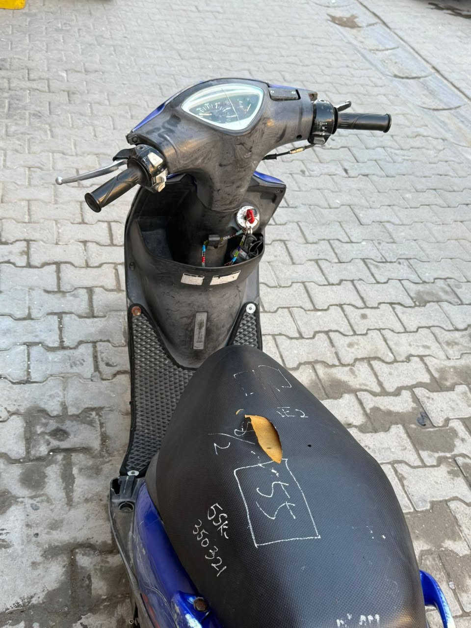 سلام عليكم ماكس عدله للبيع دراجه مال رمبه مختمه ختم واحد ويه المكينه شلعه ومعدل نضافه كدام عينك مكاني بغداد الشعله الشراي يتصل ***********
