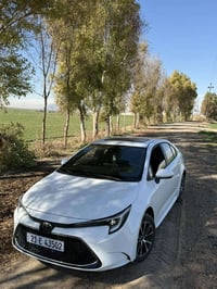 تيوتا كورلا ليڤان موديل 2023 ماشية 22 الف كيلو وقابل للزيادة سيارة مكف...