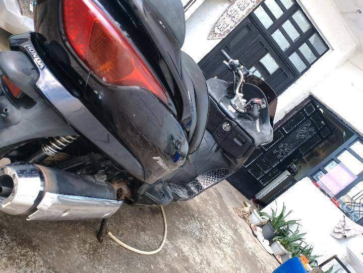 السلام عليكم دراجة فورزة 08 رمبة دراجة مال حاوية دراجة كفالة مكينة وكلجات جيب اقوة فيتر عندك وتعال دراجة كاملة مكملة  كفارات نضيفة مجرد خدوش شي بسيط شغالة من الطول للطول خذتهة قبل تقريبا 3 اشهر رمبة  ب1870   13$  من حسام النعيمي مال طالب مدرسة حاطهة ولاكحا  تحويل كير عادي او سبوت كلة شغال رايدها 1200  ماشية 23 ألف وبيها مجال للشراي مكاني دورة حي اسيا للبيع او الاستفسار  ***********
