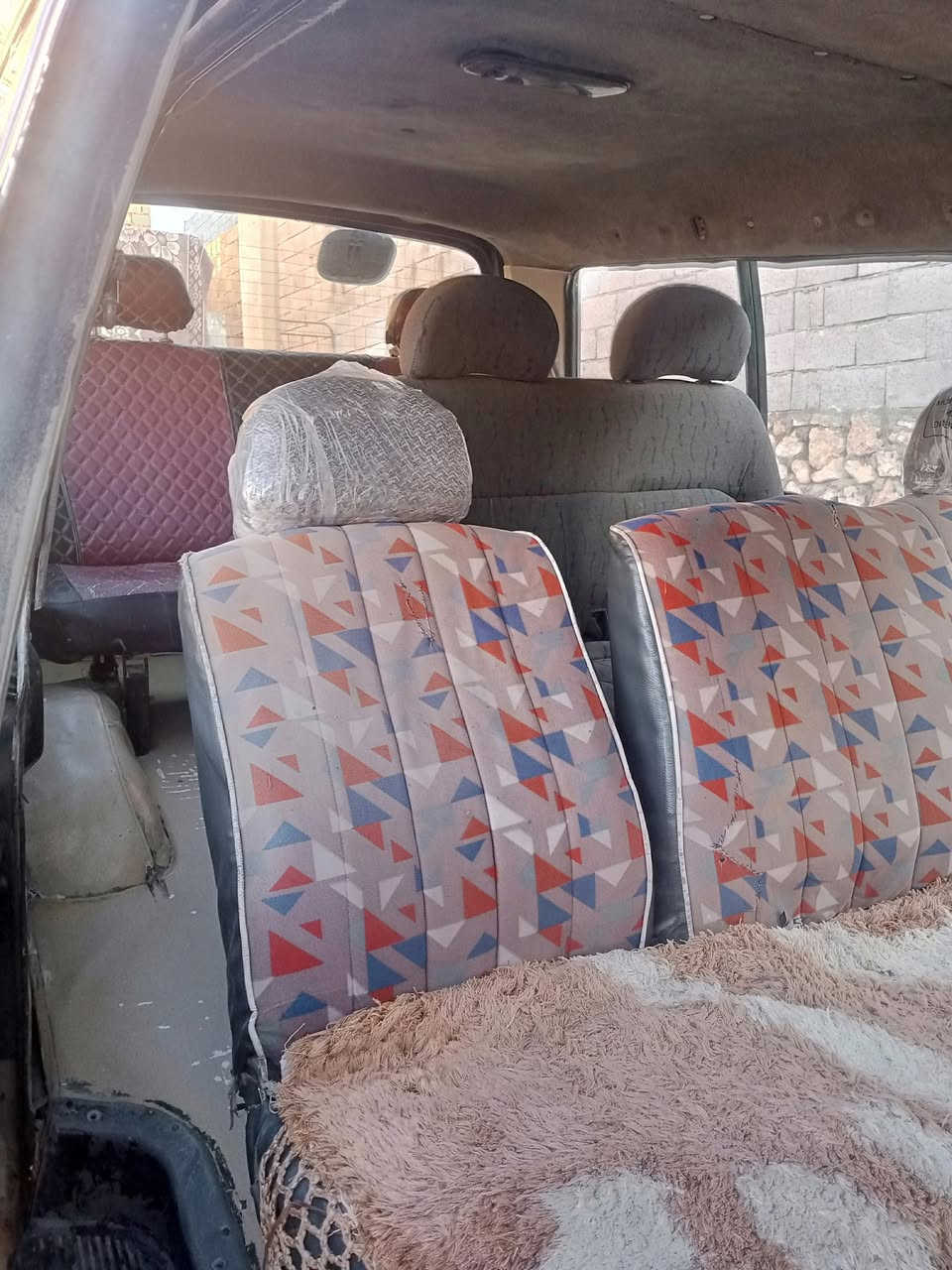 سلام عليكم سياره البيع بريجو موديل ٩٥ سنويه نافذه من ١٩ وينويتها يم الهيئه وبيها وصل من الهيئه بل سنويه راعيها مندله بيعها علا.  هل وضعيه السياره سعرها ٣٥ وبيها مجال العنوان القائم سعده الستفسار علا هاذا الرقم وترهم مراوس بسياره صقيره ***********
