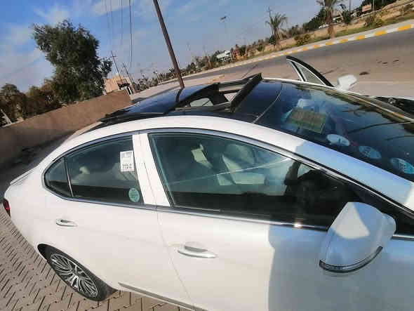 كيا كادينزا خليجي للبيع

الموديل: 2013رقم بغداد الدولي 

مواصفات:

السيارة فول ١/١ 

١-تشغيل بصمة مع بصمة الابواب الامامية

٢-بصمتين

٣-نظام ترحيب

٤-انارة بالمرايات والابواب الامامية

٥-كاميرا وحساسات خلفية

٦-حساس ماسحات

٧-بردة خلفية متحركة

٨-كشنات كهربائية السائق والراكب جلد تدفئة    

٩-لوحة تحكم بالكشن الخلفي

١٠-لد امامي وخلفي

لايت زنون

١١-تحكم كامل بالستيرن

١٢-شفتات ستيرن رياضي بلادي

١٣-نظام ترحيب 

١٤-نظام صوتي infinty

١٥-مري شفط مع الاشاير

١٦-ويل حجم ١٩. 

١٧-مرايات قلاب ويه R

وباقي مواصفات الكادينزا معروفه

بيها بنيد صبغ فقط السونار مرفق مع المنشور

السعر 125وبيهامجال قليل

مكان  واسط قضاء الحي

***********

***********
