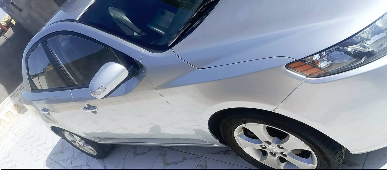 سيراتو كصه جنطه ادوات موديل 2011خليجي فول عدة الفتحة سيارة جاهزة من كلشي بصمة تحكم ستيرن حساس خلفي جهاز بريك مري شفط اشارة بل مرايه ارقام وسنوية سليمانيه جديد مكينة خير من الله محرك 1600 تبريد ثلج كشر صافي طخم تاير حداده جاهزه ع اخر حبايه سعره 42 وبيها مجال ‏‪***********‬‏ مكاني ناصريه سيددخيل ترهم مراوس حسب القناعه
