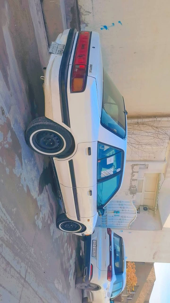 مازدا323 مه كينه به خ ته بريد سه نه وي كه سك باكانه شم بو كردووه  بيش و بشت كه بسه ليدراني نيه هيج سيلايت كاره بايي كيرو مه كينه به شه رت بيبه فيته ر  هه تا بلي تونده سياره كه كه رمي به شه رت اكه ر مشته ري تيل بكه ***********
***********
