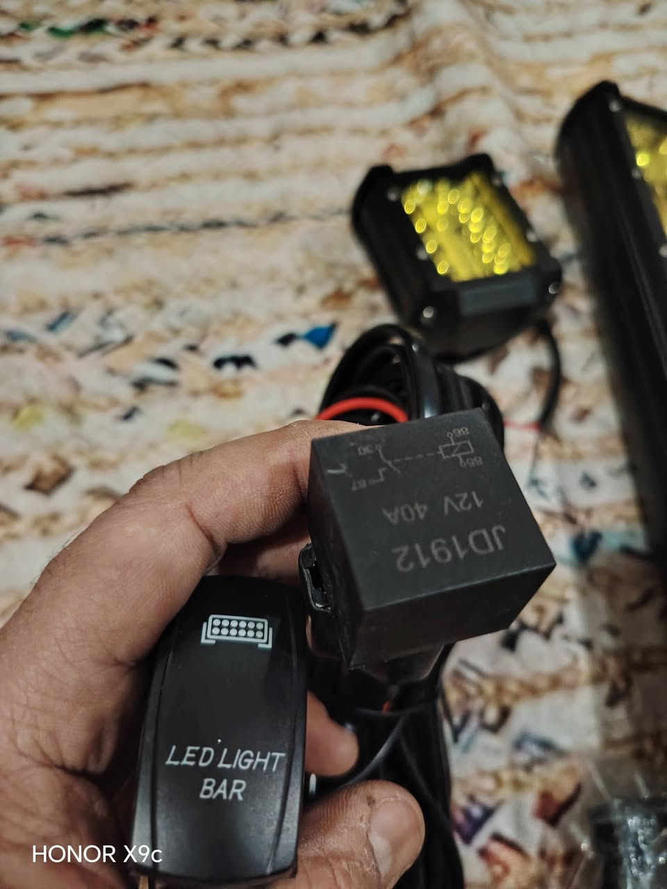 السلام عليكم شباب..
السعر 35 مع الوصيل قفل 
كامل مع الملحقات🌚


**إذا كنت صاحب هذا الإعلان وتريد حذفه لأي سبب، رجاءا أرسل رسالة إلى الدعم الفني**