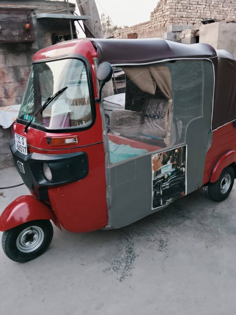 تكتك موديل 2019شهر12 سنويه كامله ورقم انكليزي كفاله عامه أحمر لون السعر 6ملايين  وبيها مجال تكتك نضيفه مابها اي غلط العنوان بعداد المعامل رقم الهاتف***********
