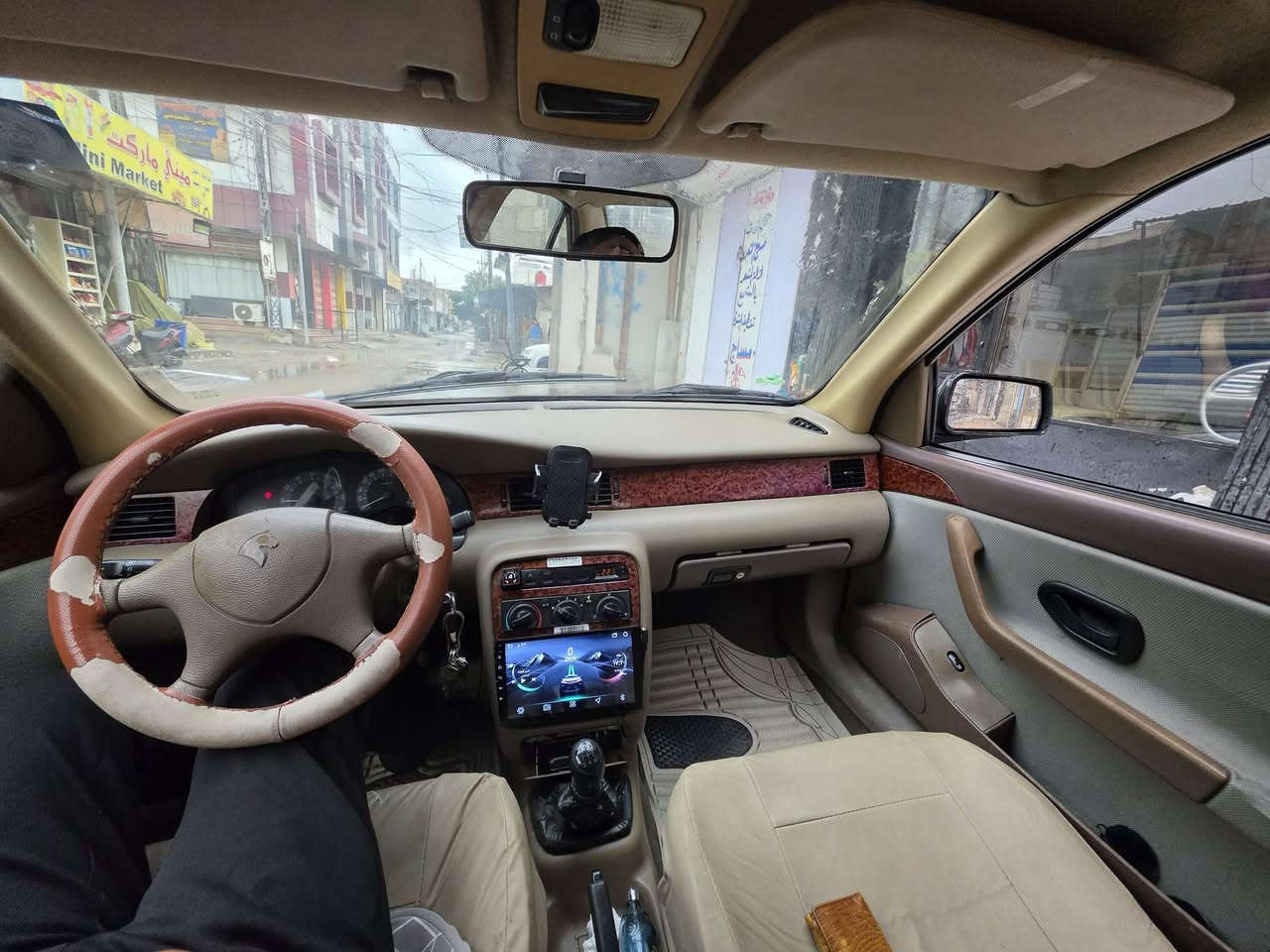 سمند ١٣ بيها فقط بارد بسيط وجراد خفيف
البقيه مكفوله 
شاشه 
منظومه غاز 
كير مكينه مكفولات لا تنقيص ولا تبخير 
سياره جديده وما ناقصه شي فقط حداديه ٦٠ % 
السعر ٤٧ مع التحويل عليه اجورها 

***********
