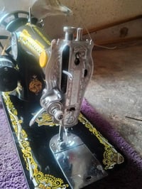 ماكنة خياطة • درجة أولى • ام الفراشه