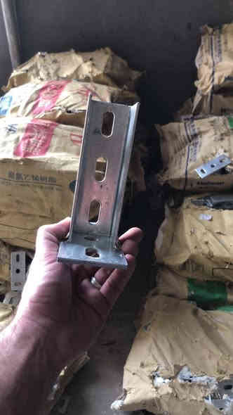 تحطيم الأسعار 🔴🔴🔴

يتوفر جميع ملحقات تثبيت الواح الطاقة الشمسية بجودة ممتازة وأرخص الأسعار للشركات ومكاتب الطاقة والمهندسين 
قوة وجودة وارخص سعر يتوفر توصيل لكل محافظات العراق
للحجز راسل الصفحه او واتساب ***********
