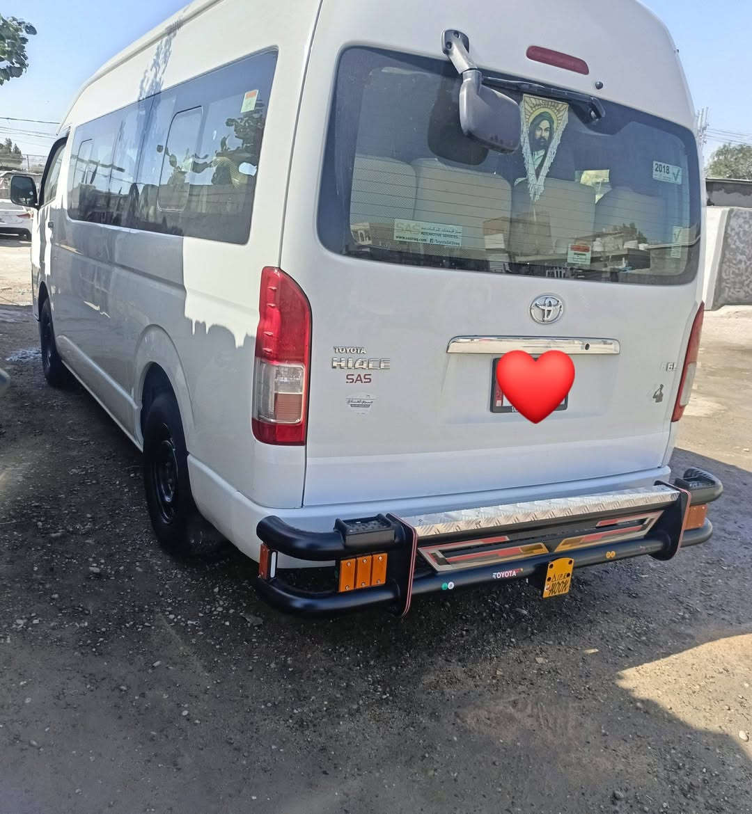 السلام عليكم سياره هايسه موديل 2018 للبيع مكفوله سياره جاهزة تخم تاير دوشمه عام درع كير ومحرك وكسل مكفولات رقم بغداد انكليزي مكان السيارة بغداد الزعفرانيه للستفسار الرقم ***********
