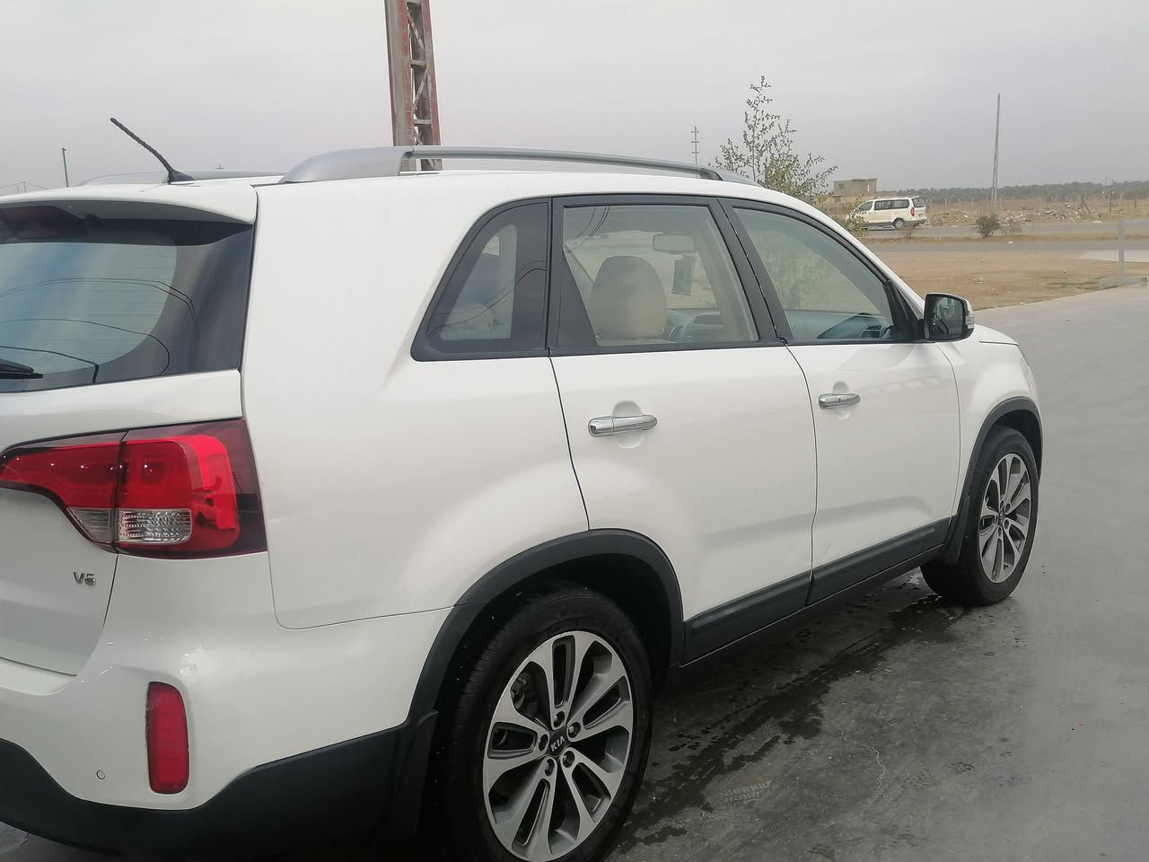 سورنتو 2013 خليجي بصمه تشغيل وبصمه ابواب 6 سلندر 7 راكب ثلاث قطع تبريد حساس امامي خلفي اشاير بالمري كامرة خلفيه مري شفط  تحكمات ستيرن رقم أربيل  للاستفسار الاتصال على الرقم التالي
***********
