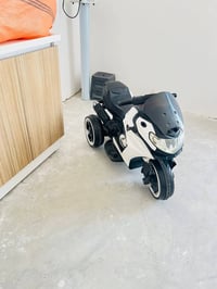 بۆ فرۆشتن نرخ 40 هەزار باتری سوتاوە هیچ ئەیبیکی کەی نیە 07700264484