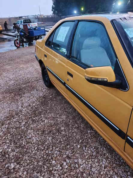 سلام عليكم بيجو 405 2015 للبيع سياره جاهزه ونضيفه محرك وكير وكهربائيات فول للبيع سعر 32 وبيها مجال اتصل ودلل ديوانيه الحمزة الشرقي ***********
