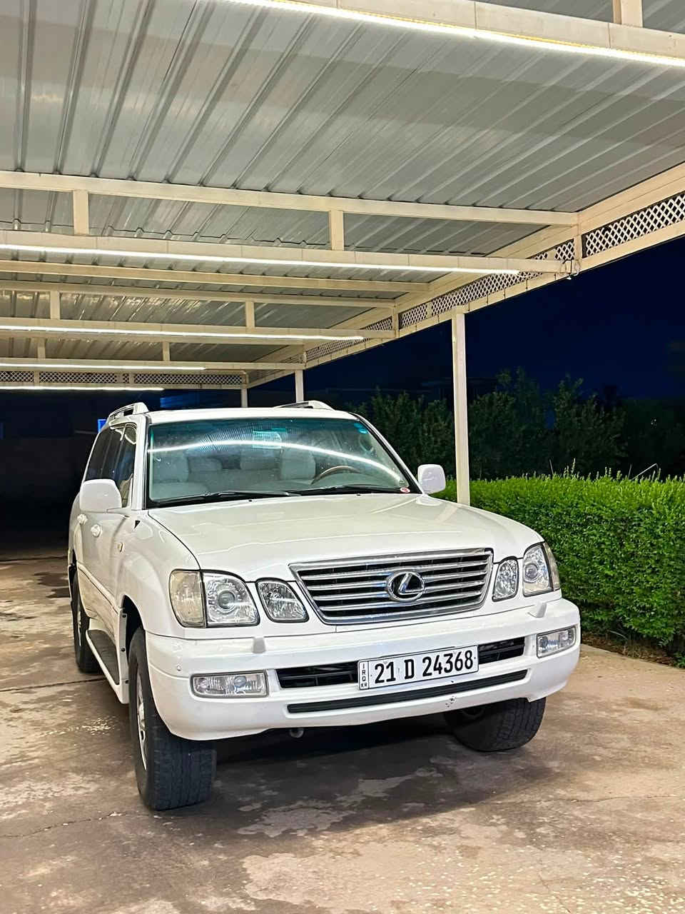 السلام عليكم 
للبيع لكزس lx470 موديل 2006 خليجي
فول مواصفات محرك وكير مكفولات 
السياره جديده حيل وما متعوبه 
تبريد ثلج وجاهزه من كلشي
بيها تكحيل شبرين يم باب الجنطه بدون ضربه بس تكحيل 
السعر 240$ و بيها مجال 
المكان تكريت / قضاء العلم

***********
