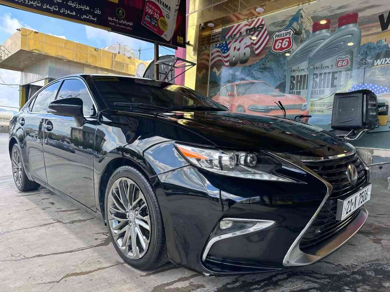 لكزس Es350  موديل 16 رقم سليمانيه ماشي90 ميل سيارة نظيفة حيل مال جني السعر 183
للتواصل ***********
