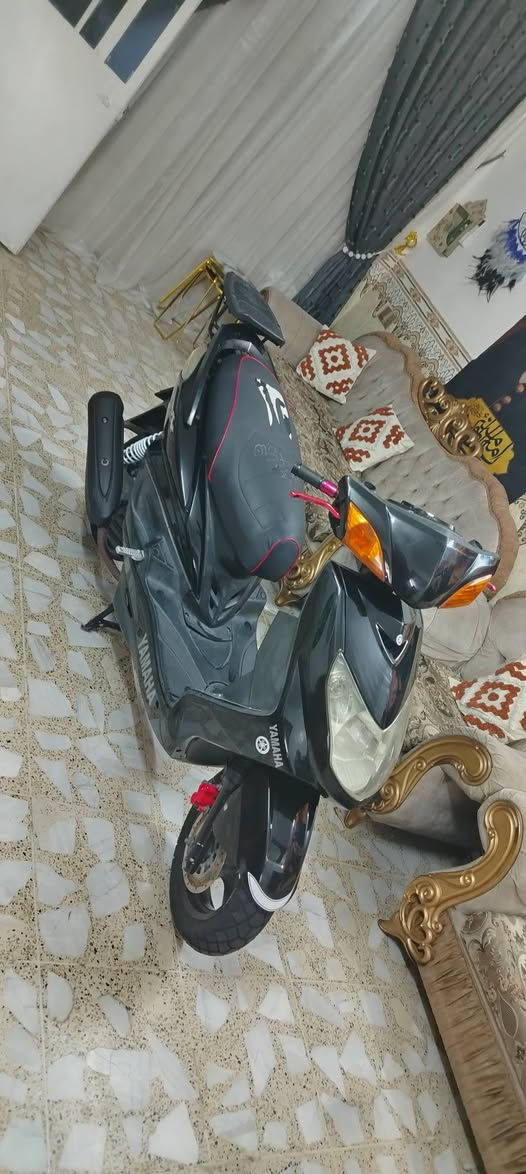 الدراجه سكنس ياباني ستان كهربائي قبق نفخ طلاعات ماشيه٢٣الف جديده جدا السعرمليون وبيها مجال مكاني بغداد حي ور ***********
