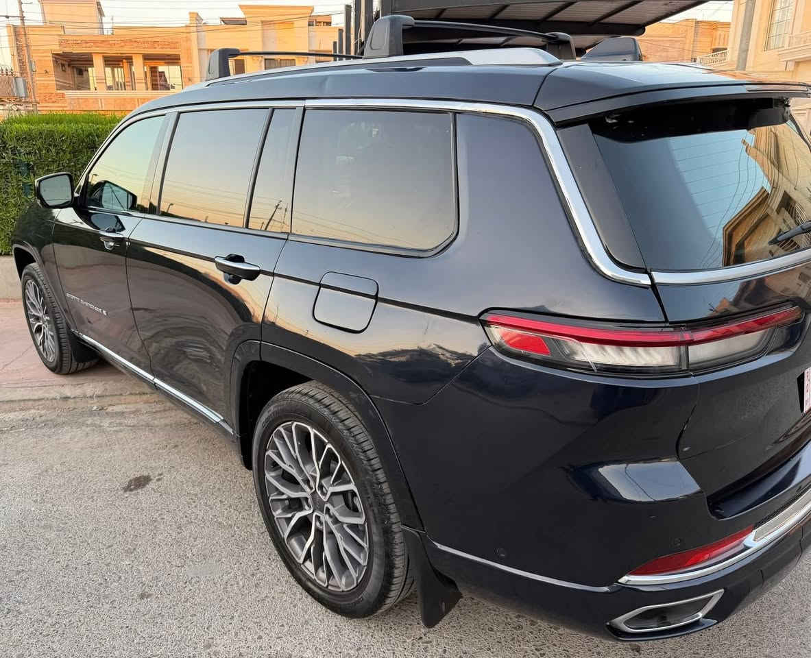 السلام عليكم
جيب سومت 2023 ( امريكي )
فول فول مواصفات فورويل بانوراما
رقم الشاصي 1C4RJKEG6P8732411
2 كلر اسود
الحادث 
الجاملغ خلفي طرف يسار وجزء من باب الصندوق وصبغ بنيد من امريكا صور الحادث موجودة مع الصور ايرباكات سليمه  00‎%‎


**إذا كنت صاحب هذا الإعلان وتريد حذفه لأي سبب، رجاءا أرسل رسالة إلى الدعم الفني**