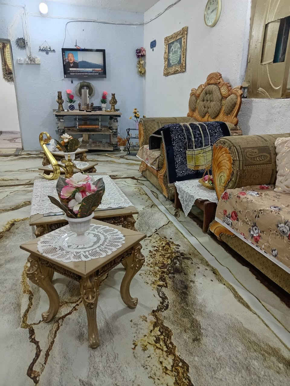 غرفة استقبال كامله للبيع *********** يوجد واتساب.
