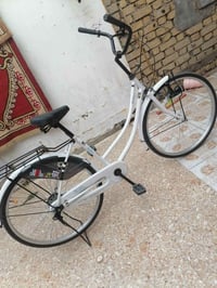 حجم ٢٦ • موديل ٢٥ • نضيف