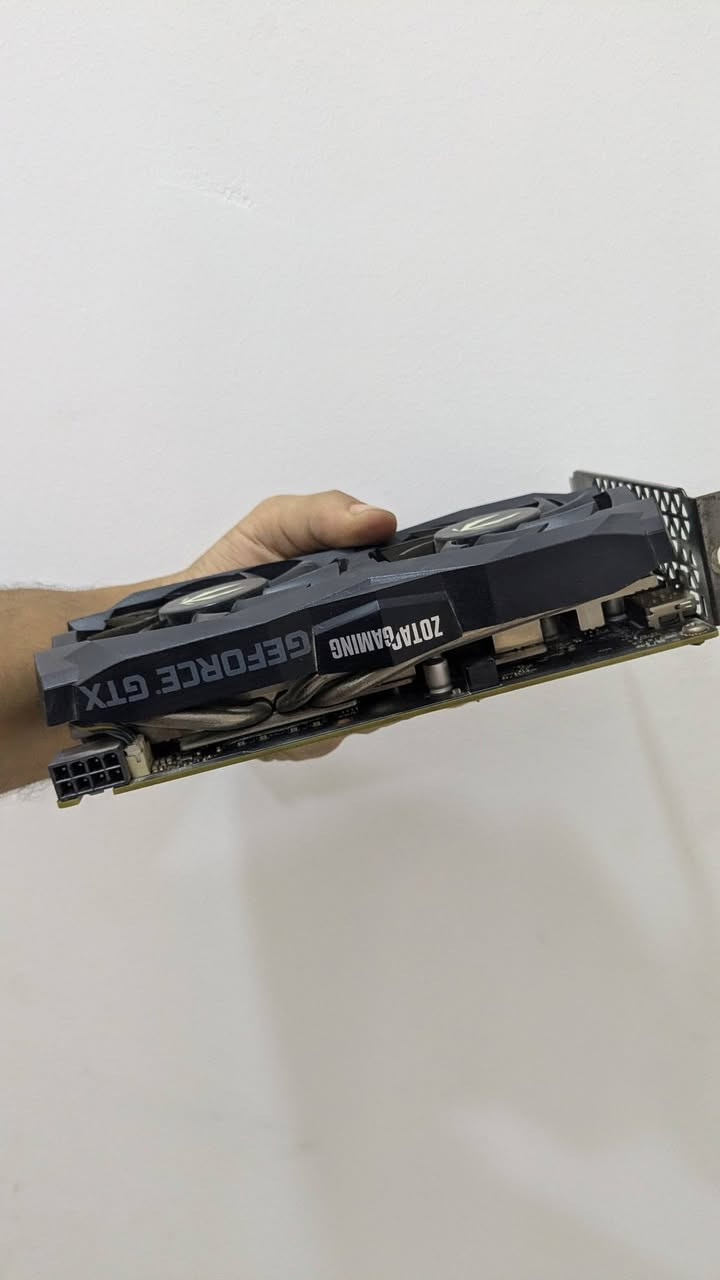 السلام عليكم كارت شاشه للبيع  Gtx 1660 super zotac الضرر فقط تريشه وحده مكسوره الباقي كامل مابي شي السعر 150 متوفر توصيل 🚚


**إذا كنت صاحب هذا الإعلان وتريد حذفه لأي سبب، رجاءا أرسل رسالة إلى الدعم الفني**