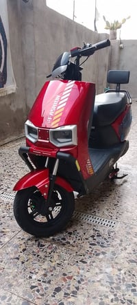 دراجه شحن جديدة مابيه اي نقص السعر 700وبيه مجال للاتصال 07717755505 مك...