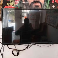 شاشة ٣٢ بوصة • ما يحتاج تصليح