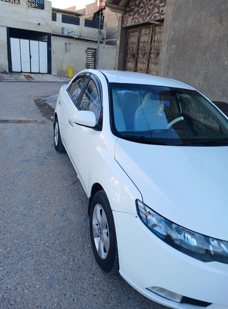 ‎سيراتو  خليجي  ١٠  بصرة  سنويه  مجددة  صبغ حزام  جماليه  سياره  جاهزه  وسعر ٨٣  *********** بصرة‎ البصرة, العراق
