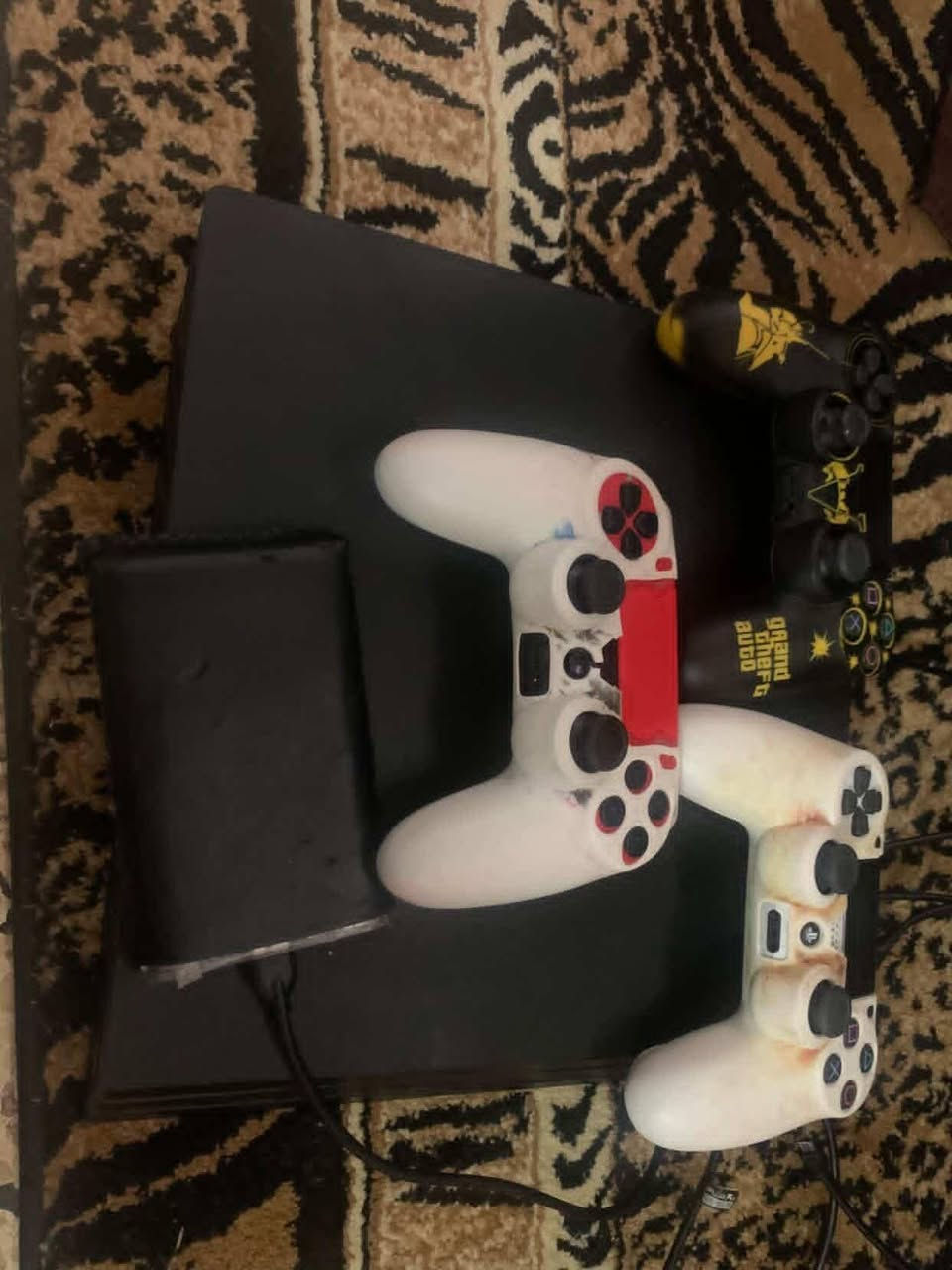 بلي 4 برو مهكر ذاكره 1 تيرا مع 3 جوستيك وهارد 1 تيرا اضافي جدا نضيف السعر 300 بي مجال بسيط شراي تفضل خاص


**إذا كنت صاحب هذا الإعلان وتريد حذفه لأي سبب، رجاءا أرسل رسالة إلى الدعم الفني**