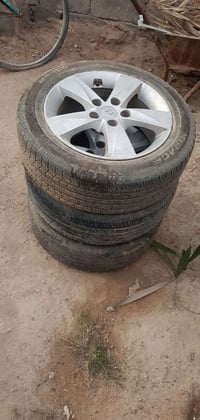 طقم تايرات • اصلي • متروكات ٣ اشهر