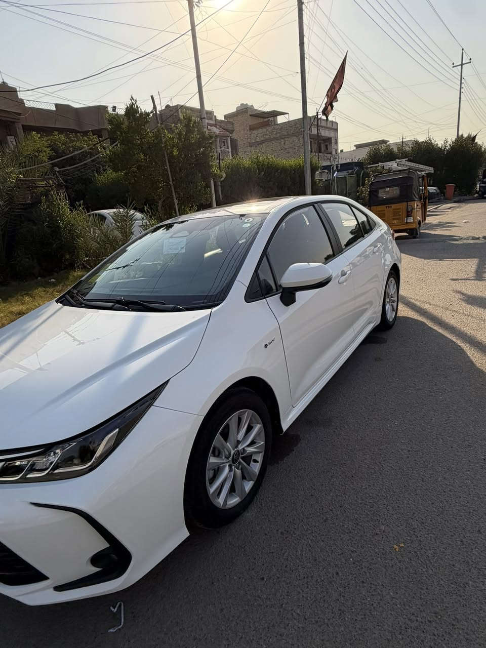 السلام عليكم
كورلا (2025) هايبرد شكل الخليجي 

رقم بغداد  لجديد. لوحات. وسنويه
  ماشيه 4 وسنوي
المواصفات 👇
فتحه سقف
🔵محرك 1.8 لتر VVT هايبرد
🔵كشنات جلد. اسود
🔵داخل اسود
🔵كير بوكس اوتوماتيك 6 سرع 
🔵دخول ذكي و تشغيل ( بصمة ) 
🔵شاشة apple car play and android auto
🔵كامرة خلفية 
🔴رادار تحديد مسار ومانع تصادم ‼️
🔵 دشبول ديجتال 
🔵تبريد قطعتين 
🔵 فتحة سقف ( سلايد روف )
🔵 لايت أمامي وبروجكتر  LED ‼️
🔵 بك لايت LED‼️
🔵 تحكم ستيرين 
🔵 اوتو لايت
🔵 اوتو هولد
🔵 نظام ABS 
🔵هاند بريك كهرباء 
🔵نظام التحكم بالانارة الخارجية
🔵 اشاير بالمري
🔵حساس ضغط الاطارات
🔵 وضعيات قيادة 
🔵مانع انزلاق

مكان السياره بغداد  حي جهاد

السعر 160  بيه مجال بسيط كلش
للاستفسار : ***********
