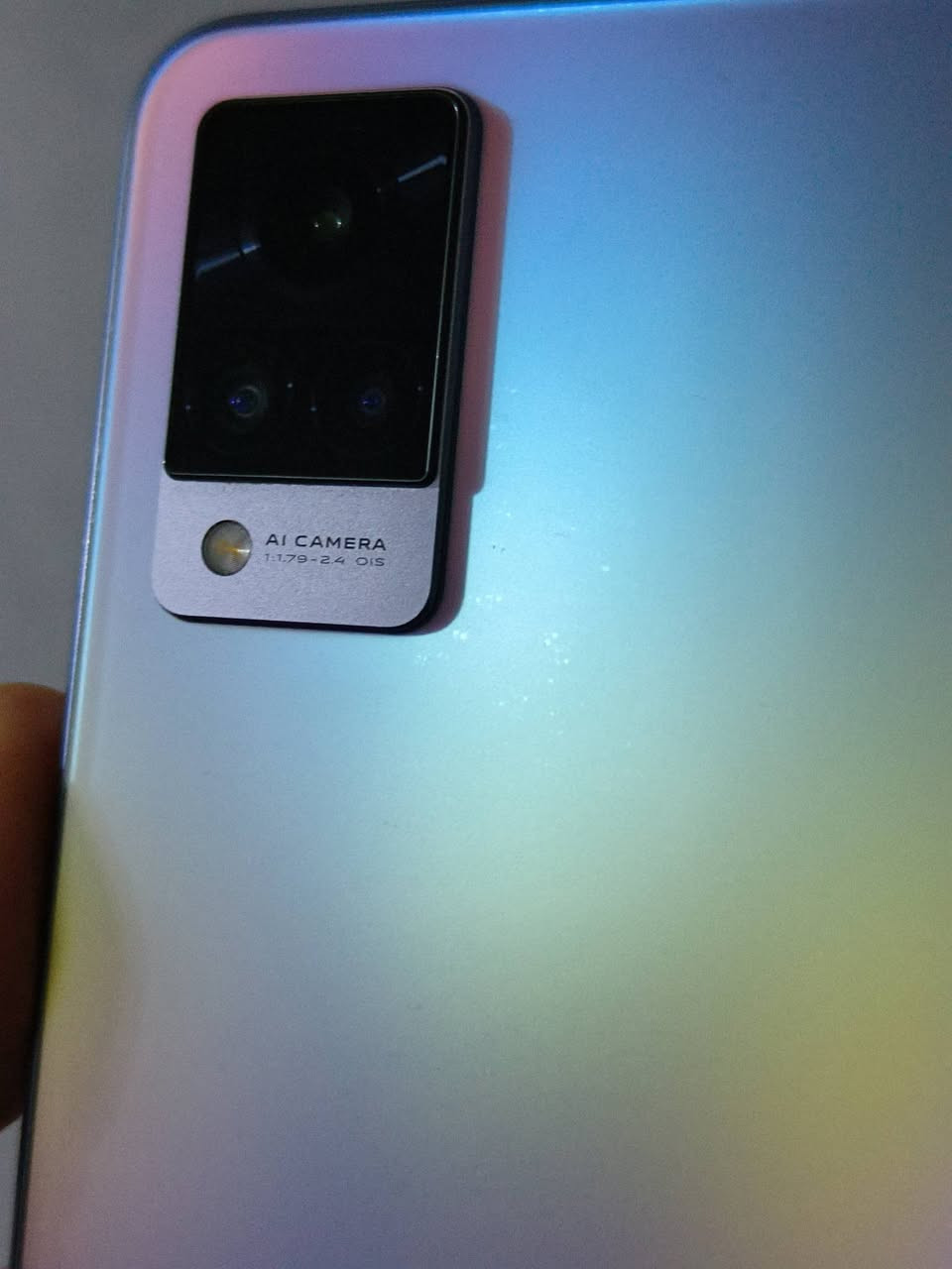 Vivo v21
فيفو 21 
ذاكرة 128 عشوائي 8+4
شاشه امولد 90 هيرتز 
معالج دايمنستي 800u 
بطاريه 4000 بقوة شحن 33 واط 
كاميرات 64+8+2 4k 
اماميه 44 مع فلاش وتصوير 4كي 
كامل ملحقات ونظيف 
بيع او مراوس


**إذا كنت صاحب هذا الإعلان وتريد حذفه لأي سبب، رجاءا أرسل رسالة إلى الدعم الفني**