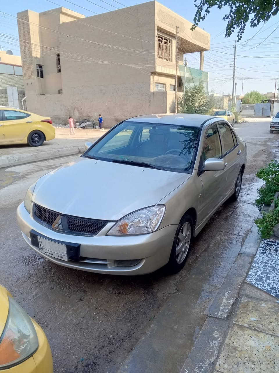 السلام عليكم مسيبوشي لانسر موديل ٢٠٠٨ رقم بغداد الماني تبريد تدفه  مصبوغه احزام مكينه بيه خيط بخارالسعر٦٥ بيه مجال قليل للستفسار ***********
