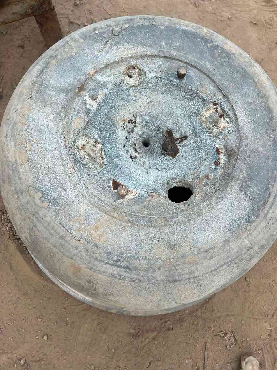 عندي عجانتين ذني مال موكب
الاولى ماطور كهربائي  

تاخذ جيس 

بس الحوض مالتها مكسور  

الثانيه

 ماطور  روبن شغاله كلشي مابيها

 حجم ثلث ارباع الجيس  

اريد ابيعهم واخذ وحده جبيره او مراوس بوحده جيس ونص وحتلو فرق بسيط  

اني رايدها للموكب 

او الي عنده حوض مال عجانه اني اشتري وجزاكم الله خير الجزاء ***********
***********
