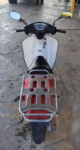 سرفيز للبيع او المراوس
موديل 2013 نظيف كلش ومكينه كلش ناعمة
وكشر كلش حلو
السعر 650 وبي مجال
***********
