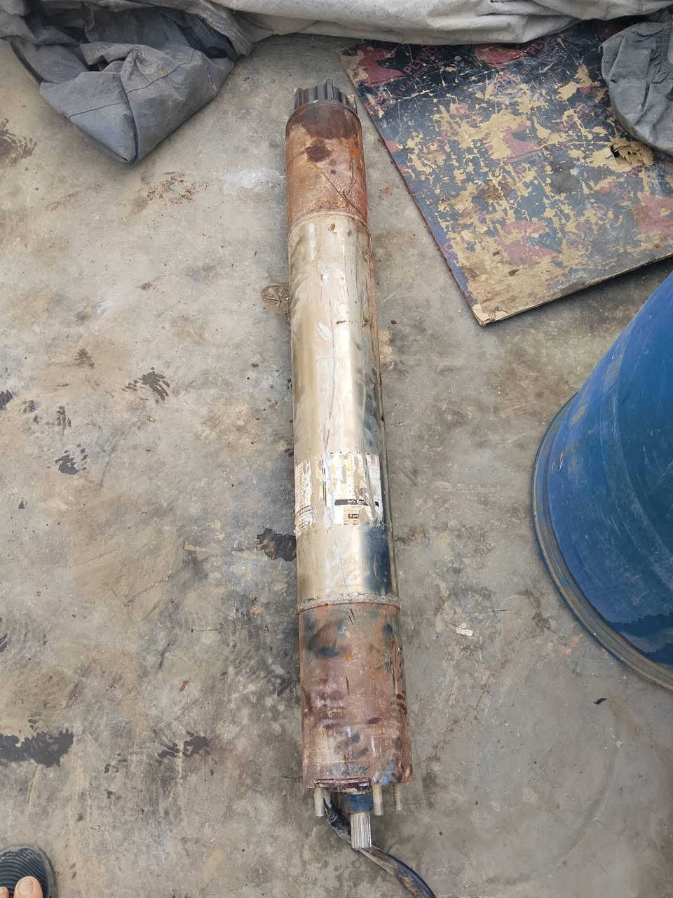 غطاس للبيع بعنوان بغداد المعامل***********
