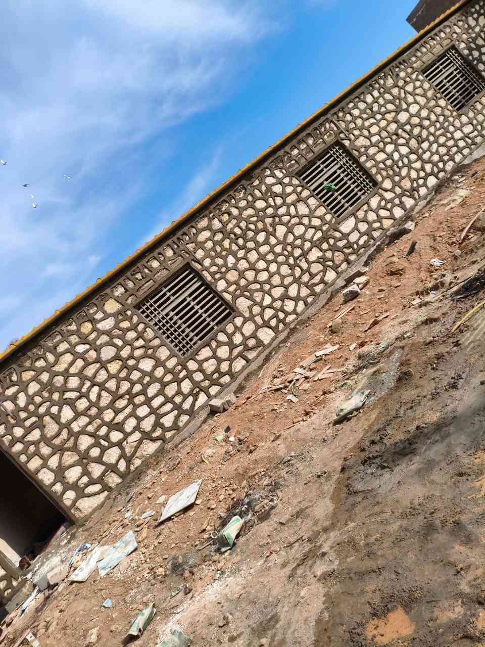 اللهم صلِّ على محمد وآل محمد 
اخوتي جزء من عملي للبناء الحجر كرسته وعمل وباسعار تنافسيه دقه وعداله وجماليه ومصداقيه في الموعد مستعدين لكافه انواع البناء البيوت والاسيجه والممرات والديكورات والرصف وكافه الاعمال  ان شاء الله ينال اعجابكم  للتواصل خاص او الاتصال ع الرقم *********** متوفر واتساب
