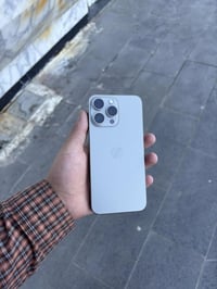 15 برو ماكس ذاكرة 256  دبل CH بطارية 100  مشحون 70 مرة  مبدل شاشة نوعي...