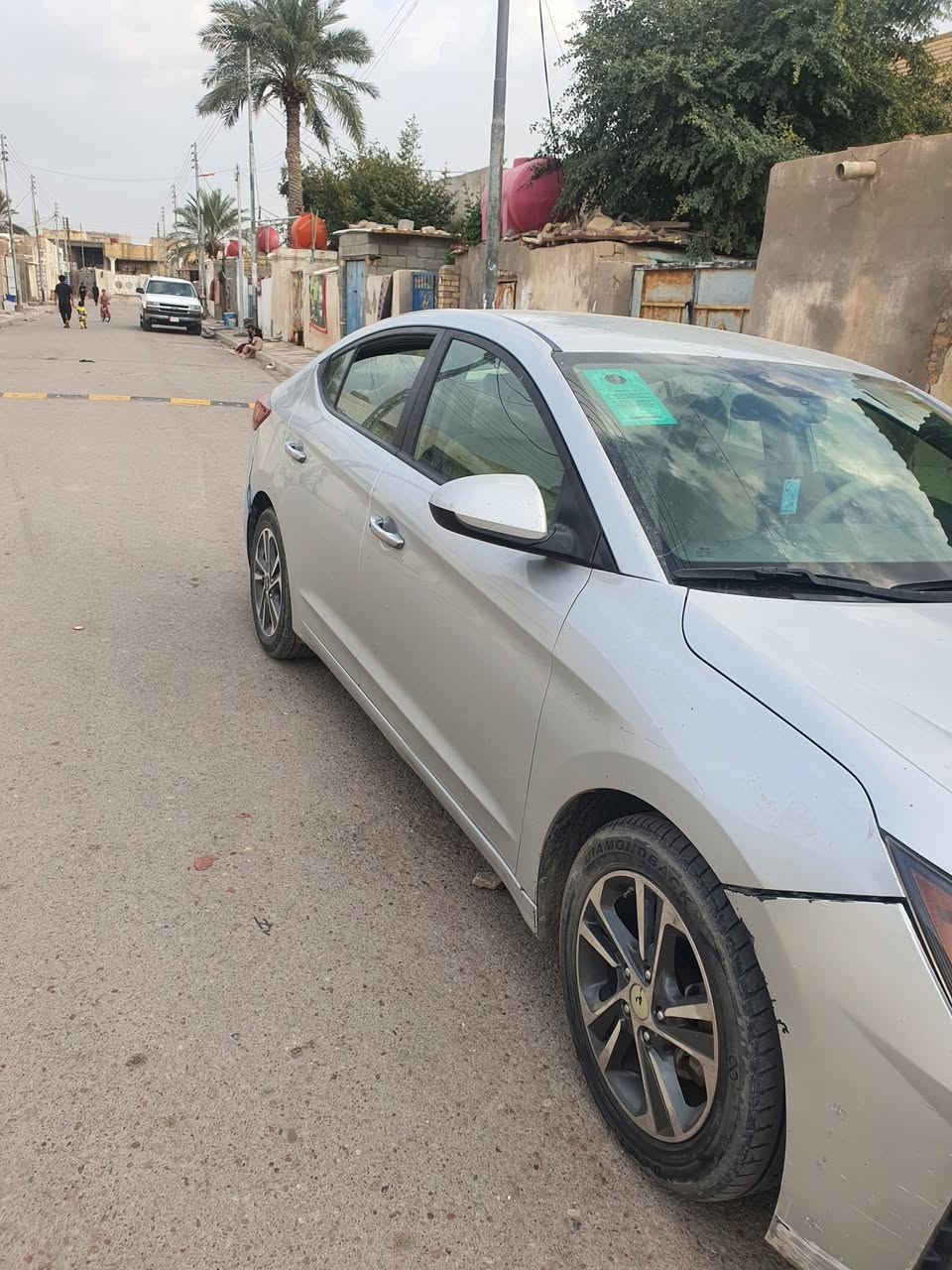 النترا
٢٠١٩
رقم ميسان محرك ٢٠٠٠
امريكي حادث بنيد وجاملق
السعر ١٢٠ وبيه مجال 
مكانها ناحية العزير 
***********
