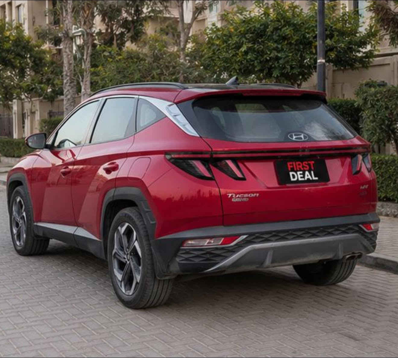 🚗 لو بتدور على SUV تجمع بين الفخامة، الاعتمادية، والراحة في كل مشوار… فـ دي فرصة متتفوتش!

✨ هيونداي توسان 2022 

🚨الفئة الرابعة (وكيل)

✅ موديل: 2022
✅ الفئة الرابعة (وكيل)
✅ العداد: 105,000 كم
✅ رخصة سارية لمدة سنة
✅ حالة ممتازة وجاهزة للمعاينة والاستلام.

العربية بتقدم تجربة قيادة مريحة، ثبات عالي، وتجهيزات مميزة تخليها مناسبة للاستخدام اليومي والسفر، مع التصميم العصري المعروف من توسان.  

📞 للاستفسار والحجز:
01550585454
01211984825

لينك جروب الواتساب :
https://chat.whatsapp.com/LwbECTl3geeFZKOIBS2ySY?mode=gi_t

📍 FIRST DEAL
عربيتك الجاية… تبدأ من هنا.


**إذا كنت صاحب هذا الإعلان وتريد حذفه لأي سبب، رجاءا أرسل رسالة إلى الدعم الفني**