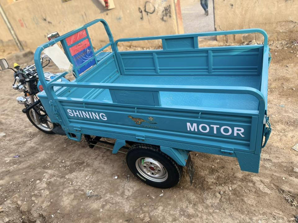 سلام عليكم ستوته للبيع موديل 23  زيرو مكاني كوت شارع نفط رقم لهاتف ***********
