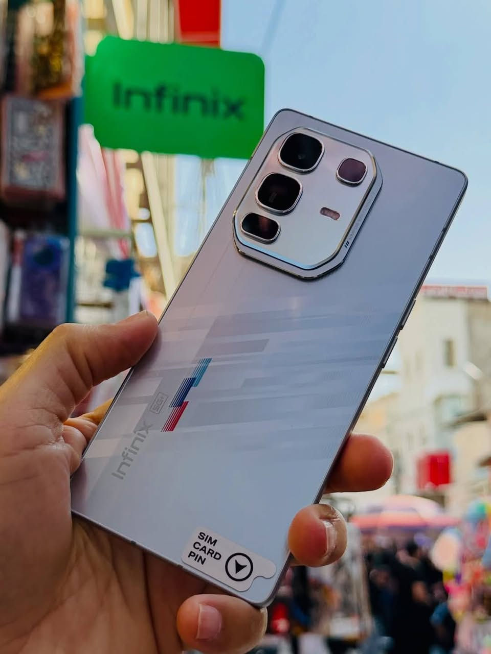 Infinix NOTE 50 Pro+ 5G
نسخة 5G   256 
دبل خط ساعات من فتحته من كرتونه 475 وبي مجال للشراي 
*********** واتساب مع كل ملحقات حتى علاكه المركز المشتري منة
