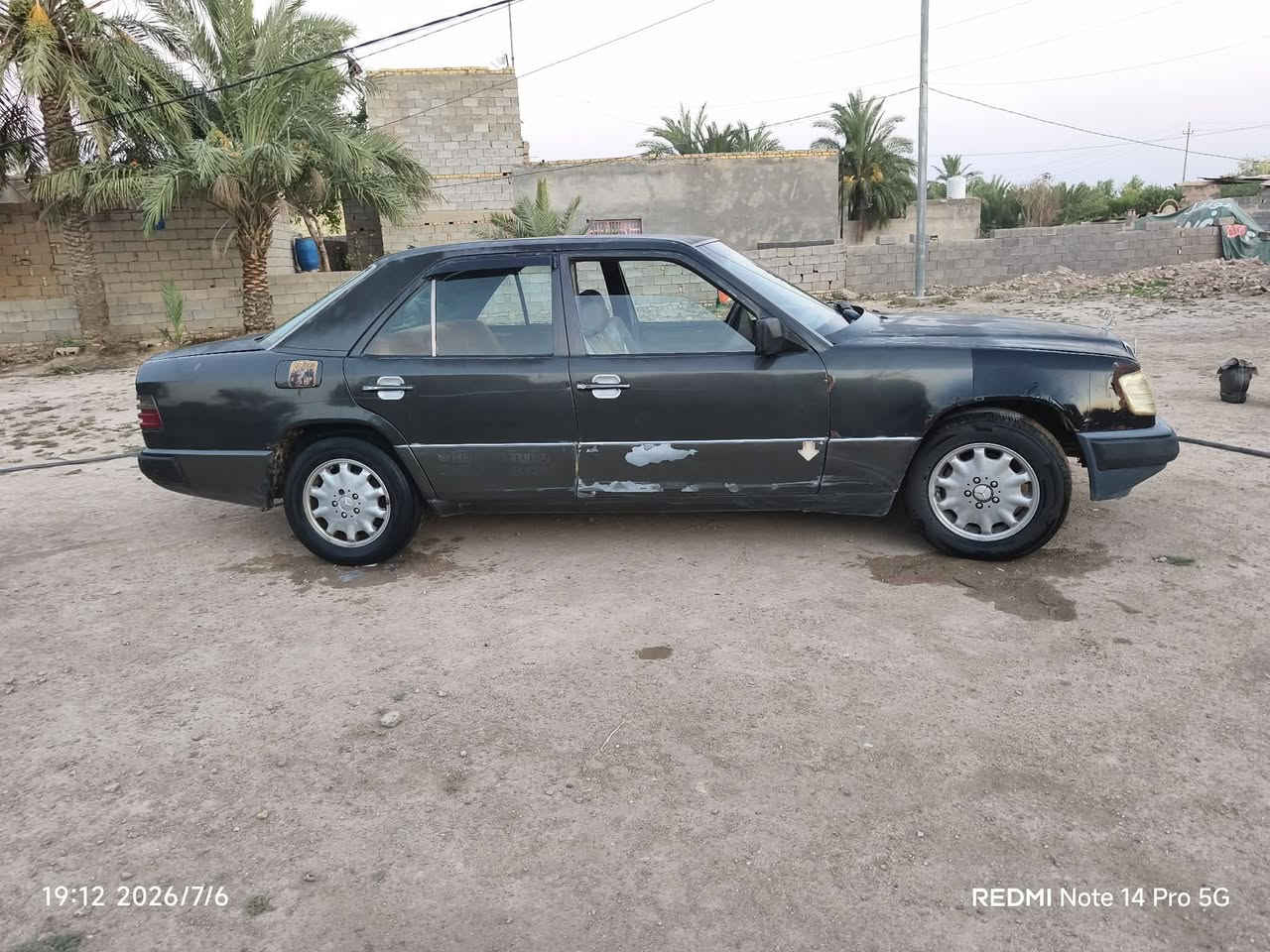 السلام عليكم مارسدس دب موديل 92رقم بغداد سنويه لغايت 2027قواعدسليمات مكينه بطه 3000رايده 40وبيه مجال بصيط ***********
