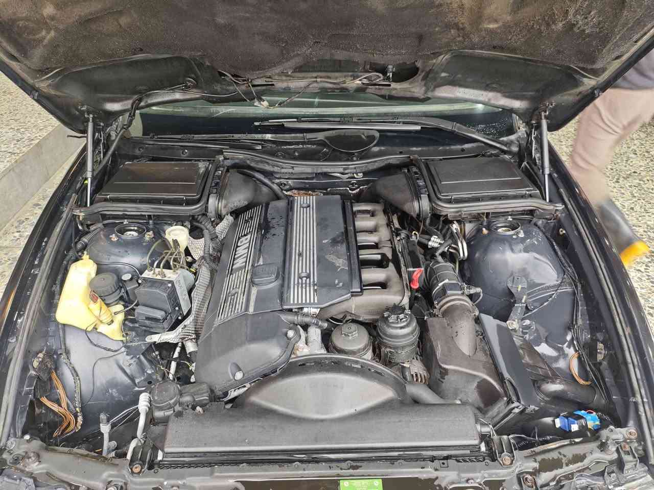 السلام عليكم للبيع او مراوس
بي ام صقر 2000 e39 دبل فانوس 528 أصل وفصل
كير مكينه شرط ترايك للبصره
مواصفات:
-تبريد ثلج +تدفئة كشنات
-شاشة وكامرة خلفية
-لايت زنون
-جام اوتو
ويل صقر اصلي
كير 3 انضمة قياده شغاله
تخم تاير باتري جديد
رقم دهوك الماني مو بطانيه شرط التحويل والوكاله
مكان السياره موصل الايسر . للاستفسار الخاص مفتوح


**إذا كنت صاحب هذا الإعلان وتريد حذفه لأي سبب، رجاءا أرسل رسالة إلى الدعم الفني**