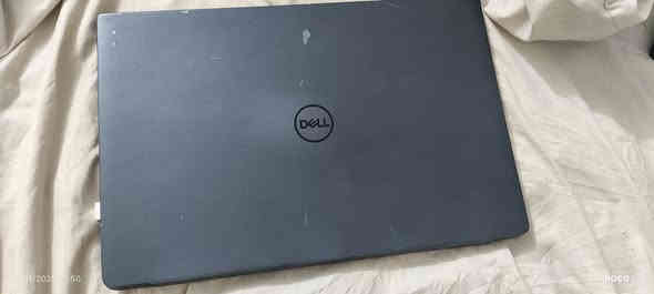 السلام عليكم .
لابتوب dell vostro 5590 i7
core i7 الجيل العاشر ش

16 512 MX 250 2GB 
ماسولف المواصفات الثانيه بعد هو جهاز معروف قوي وبيه لاصق حمايه من الشخوط
يجي وياه ماوس وشاحنه اصليه جديده سعره 650 وتوصيل علي  وين ماتكون بلعراق ***********
