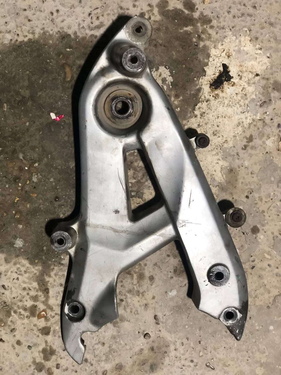 تفصيخ غراض سكنس نثية فحل
كلمن وسعره 

مكاني بغداد الشعلة 

***********
