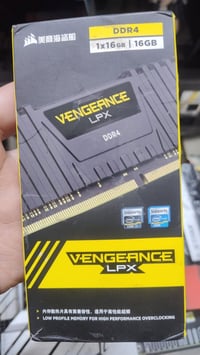 رام DDR4 مستخدم  7 ساعات   Corsair 16GB 3600MHZ  للتواصل خاص او واتساب...